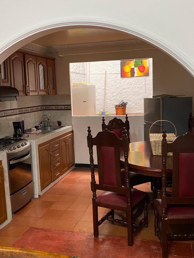 La Casona Hostal Перейра Екстериор снимка