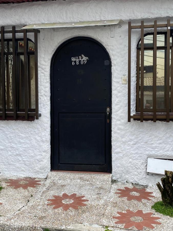 La Casona Hostal Перейра Екстериор снимка